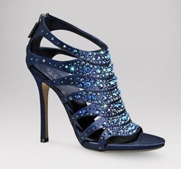 玉蝴蝶鞋業(yè) 從產(chǎn)品到店鋪，視覺呈現(xiàn)的藝術(shù)